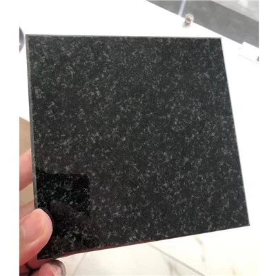 Granito Preto ao Redor da Lareira