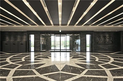 Piso de mármore