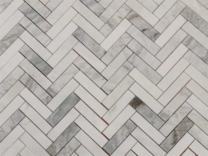 Design de telha de mármore espinha de peixe branco